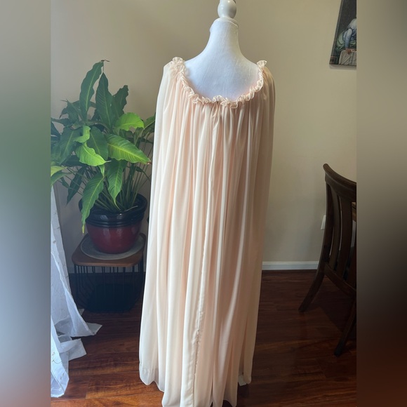 Elegant evening dress, bought from Turkey, worn once! - Picture 14 of 15
